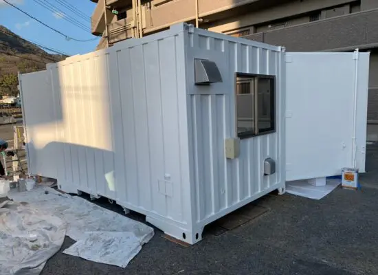 カミハチキテルーコンテナ塗装