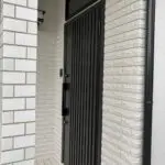 玄関リフォーム | 施工中