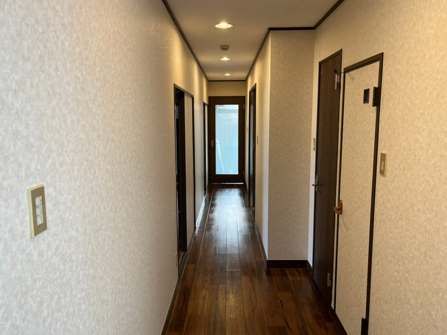 【広島リフォームの匠】マンション廊下リフォーム