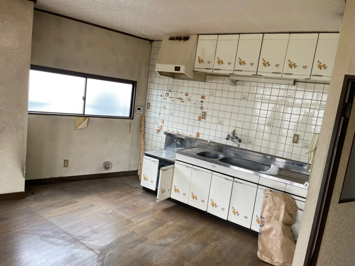 【広島リフォームの匠】ナチュラルテイストキッチンリフォーム