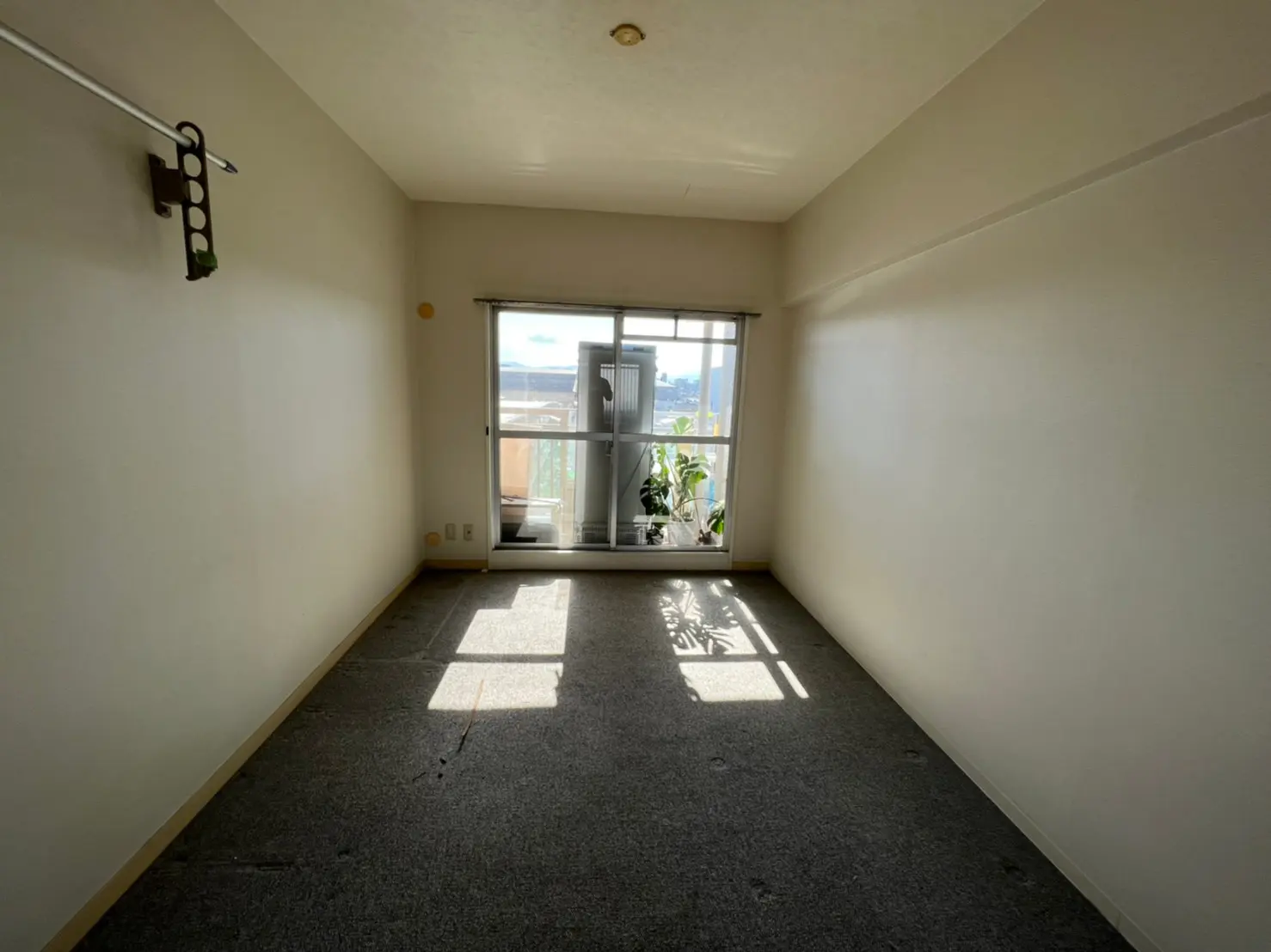 【広島リフォームの匠】壁紙クロス交換